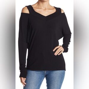 GO COUTURE V-Neck Cold Shoulder Shoulder Hacci Knit Top, BLACK, S, NWT